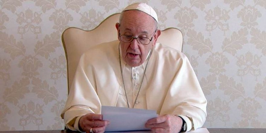 Papa Franciscus: Ez li Êzidiyên ku ew qas êş kişandibûn fikirîm