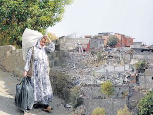 Dîmenên Şirnexa wêran