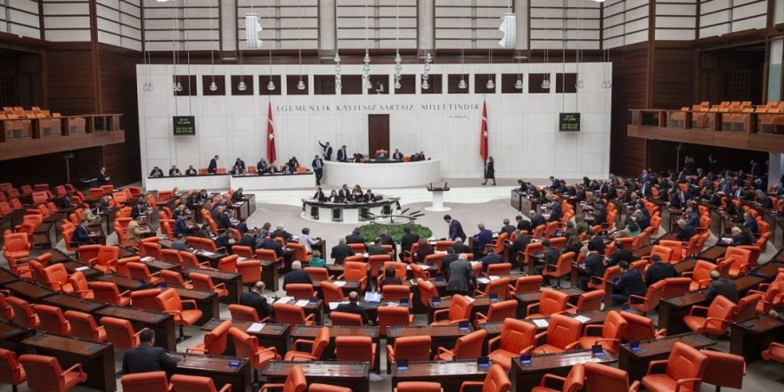 Parlementoya Tirkîyê şandina serbazan bo Lîbyayê pesend kir