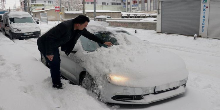 Wan û Bedlîs de vora zêde ver rayîrê 445 dewan ame qefilnayîş