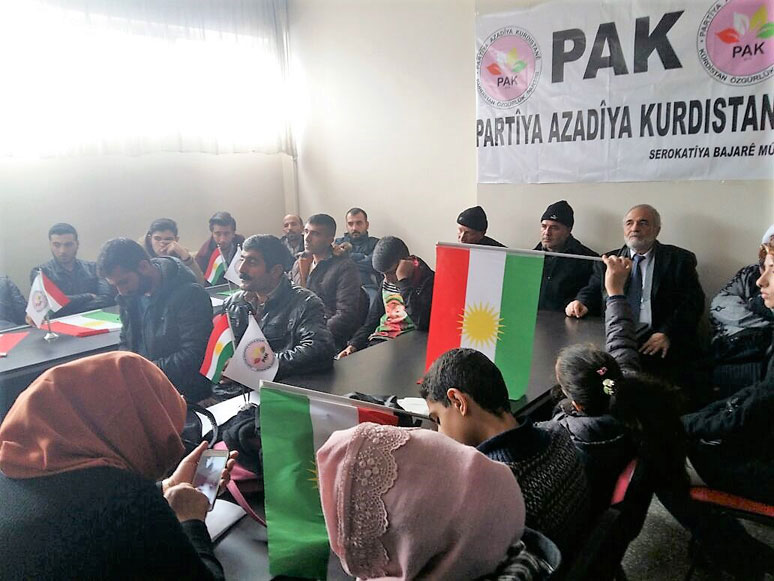 PAKê Li 7 Bajaran Roja Ala Kurdistanê Pîroz Kir