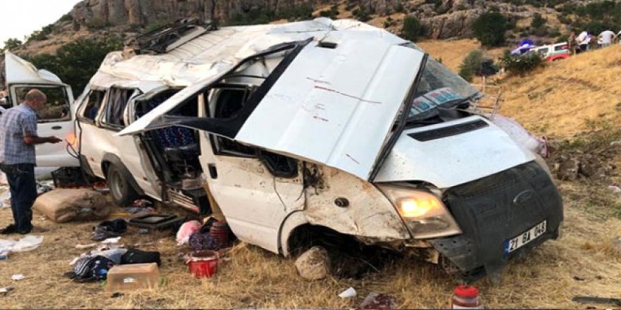 Çewlîg: Qezaya trafîkî de 11 tenî birîndar bîyî