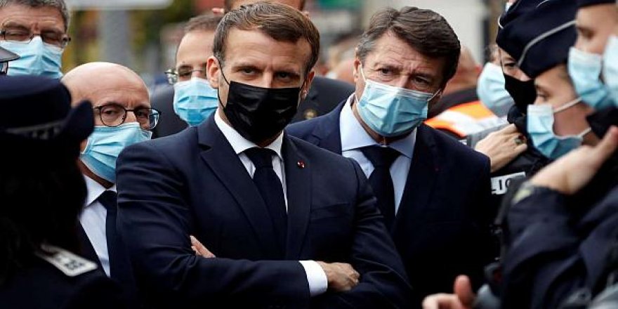 Macron: Em ê welatê xwe radestî terorê nekin