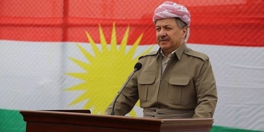 Serok Barzanî roja Alaya Kurdistanê pîroz kir  