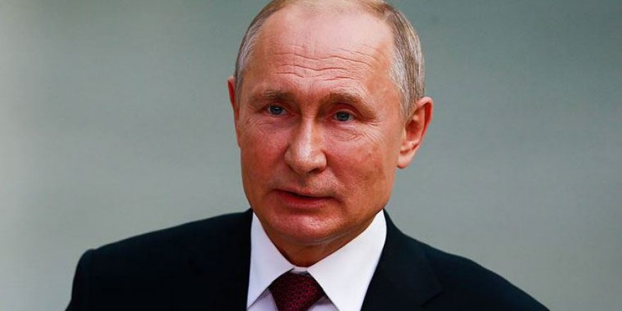 Putin parêzbendiya yasayî ya heta hetayî bo xwe îmza kir