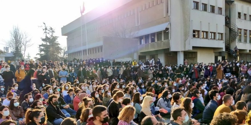 Wendekarê çalakîkerî yê Bogaziçi ameyî destbendkerdene