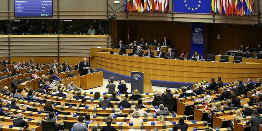 Parlamentoya Ewropa: Wa Demîrtaş û tepişteyê sîyasîyî bêrê veradayîş