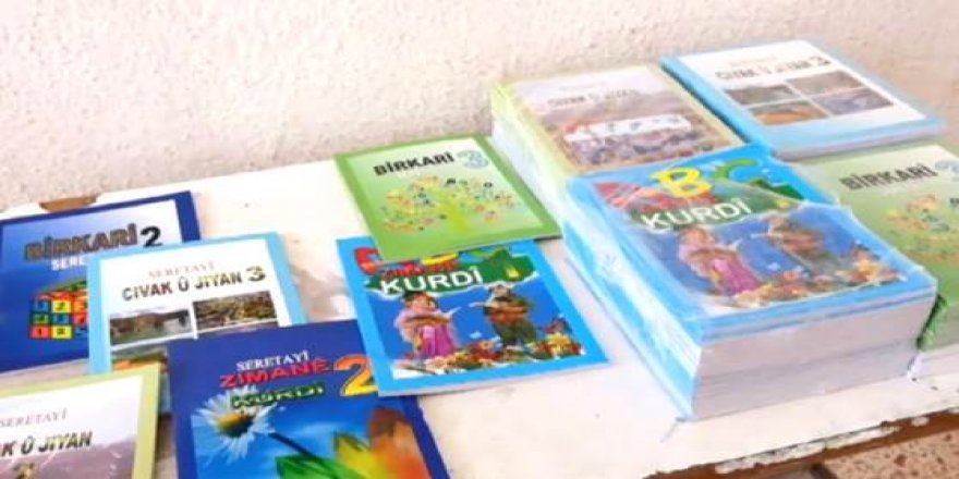 Rêveberiya Xweser hewl dide pênasîn bi xwendina Kurdî bê kirin