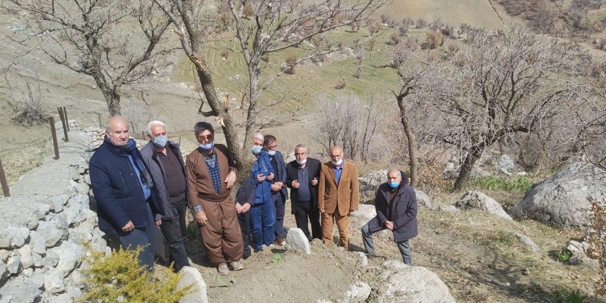 Heyeta PAKê Li Gundikê Melê Seredana Ser Mezelê Muaz Ayas Kir