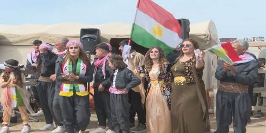 Li Rojavayê Kurdistanê Newroz bi coşeke mezin hat pîrozkirin