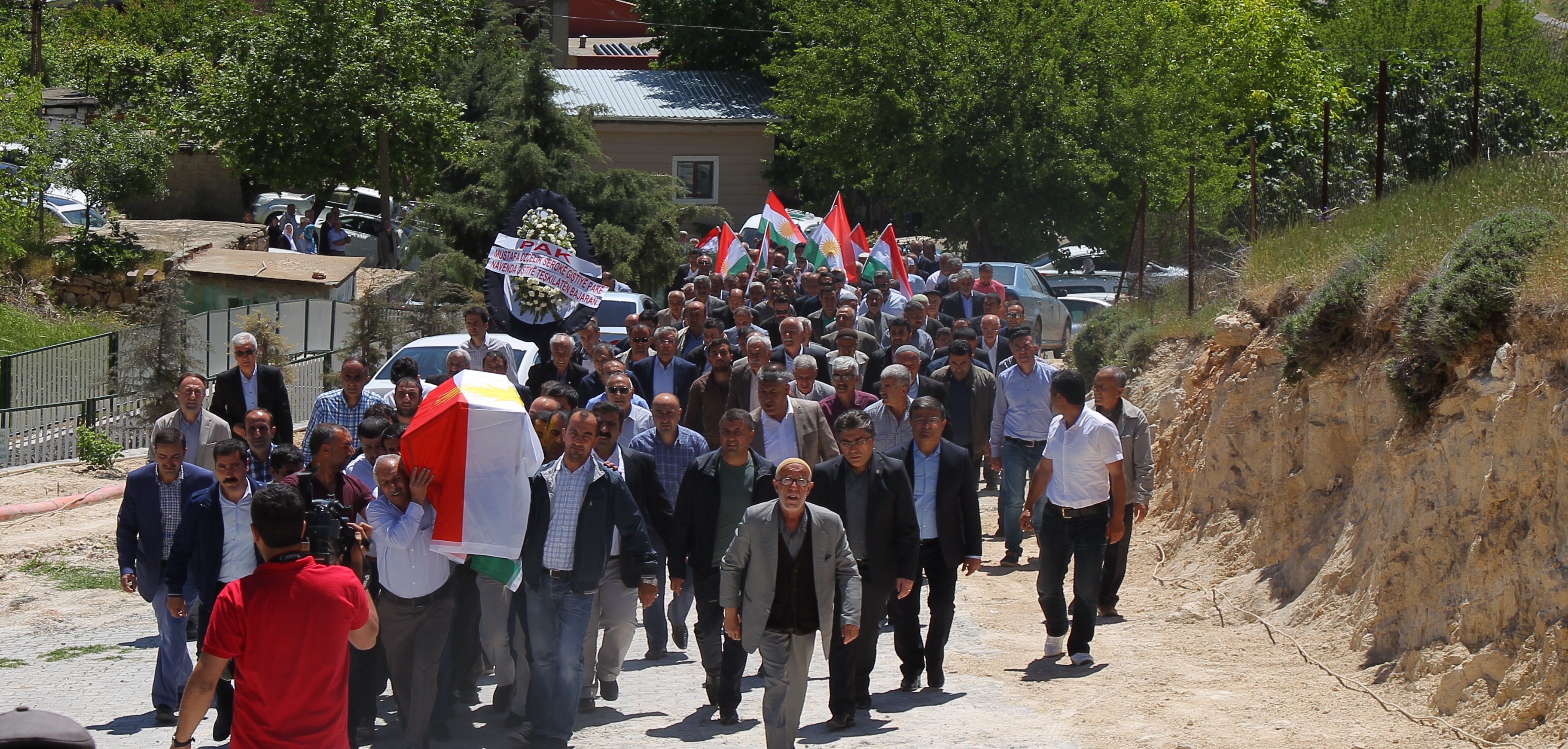 Gelê Kurdistanê di koça dawî de Şêx Mehmûd Yeşîl bi tenê nehişt