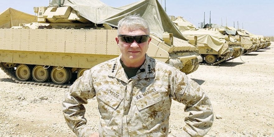 Orgeneral McKenzie li Rojava ev dîmen da: Li Bradleyên pişt min binêrin!