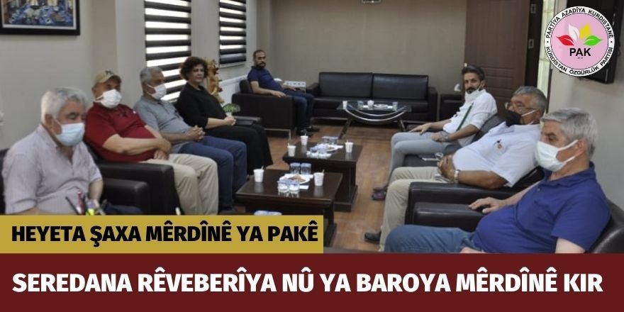 Heyeta Şaxa Mêrdînê ya PAKê seredana rêveberîya nû helbijartî ya Baroya Mêrdînê kir