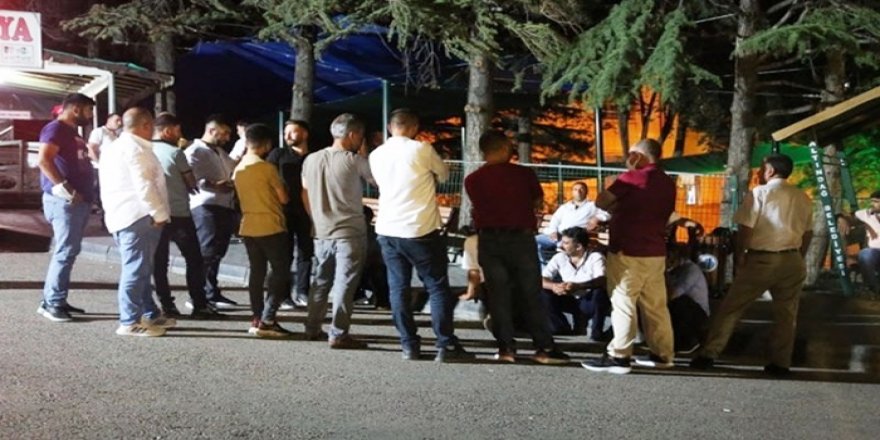 Êrîşên nijdarperest ên li dijî Kurdan ji aliyê 15 baroyan hatin şermezarkirin