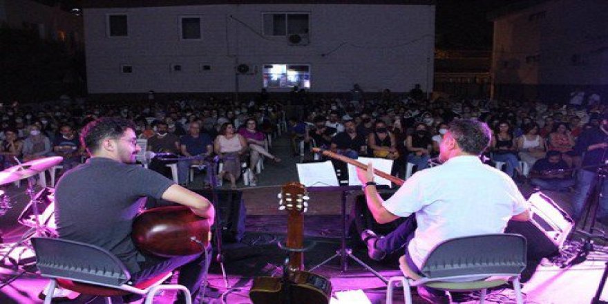 Mîkaîl Aslanî Dîyarbekir de konserêk da