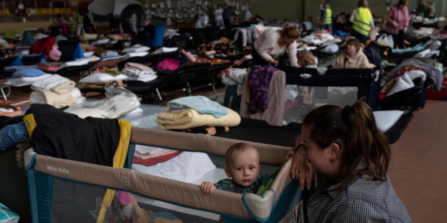 Ji ber Şerê li Ûkraynayê bi qasî 10 milyon kesan ji warên xwe koç kirin