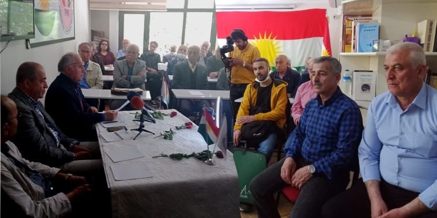 PAKê li Amedê bi minasebeta Roja Rojnamegerîya Kurdî semînerek li dar xist
