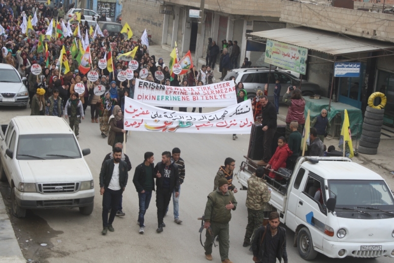 Ji xelkê Efrînê li dijî Tirkiyeyê xwepêşandan!