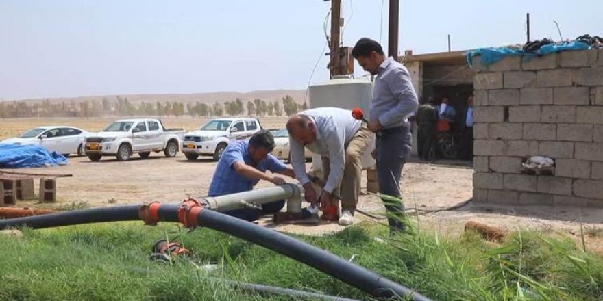 Artêşa Iraqê li Kerkûkê elektrîka bîrên avê yên cotkarên Kurd birrî