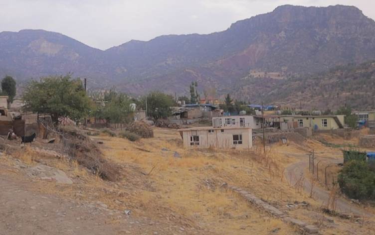 Şerê PKKê û Tirkiyê zêdetirî 10 milyar dînar ziyan gihandiye gundiyên Zaxoyê