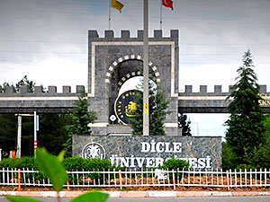 Ji xwendekarên Zanîngeha Dîcleyê re ji ber 'fîkandina bi kurdî' doza 'rêxistina terorê' hate vekirin