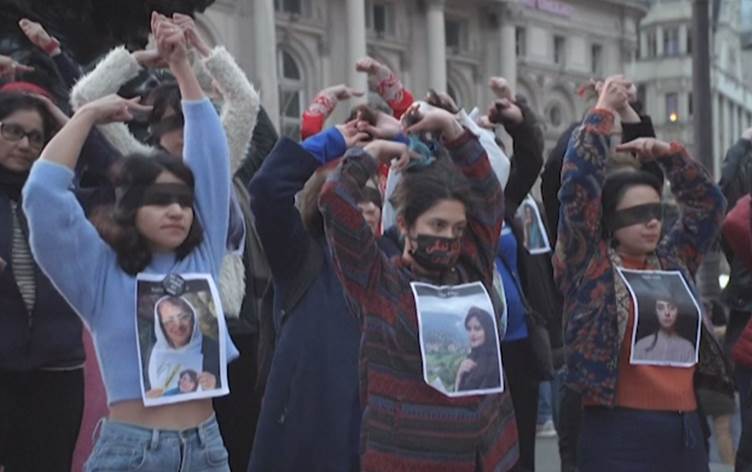 London: Ji bo piştgiriya Rojhilatê Kurdistanê û Îranê xwepêşandan hat kirin