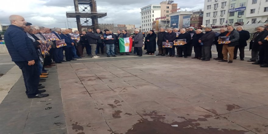 Polîsên Dîyarbekirê  Midaxaleyî Pîrozbahîya Newrozê ya PAK, PSK, TDK-TEVGERê Kirin