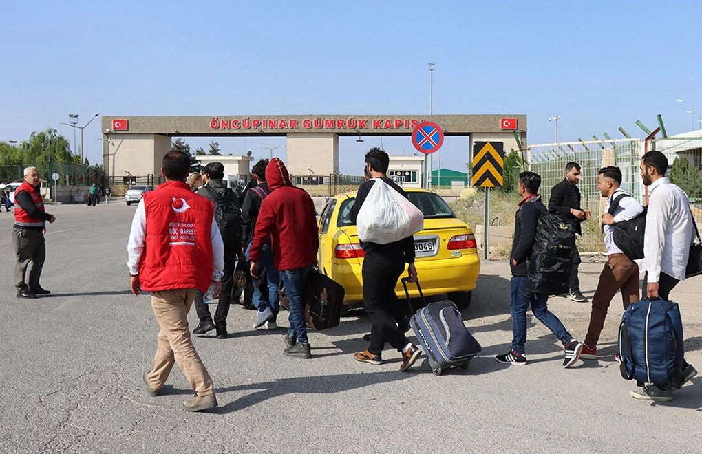 Saziya Birêvebirina Koçberan: Li Tirkiyeyê 990 hezar û 663 kesên biyanî hene