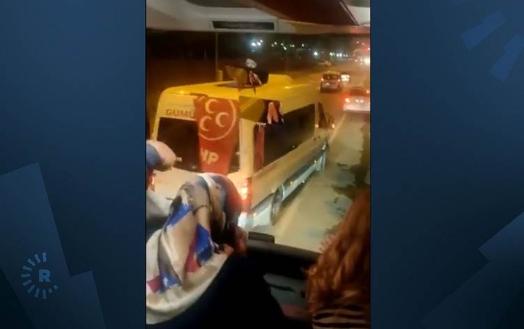 Kesên bi alên MHPê xwestin otobusa Dêrsimê bişewitînin