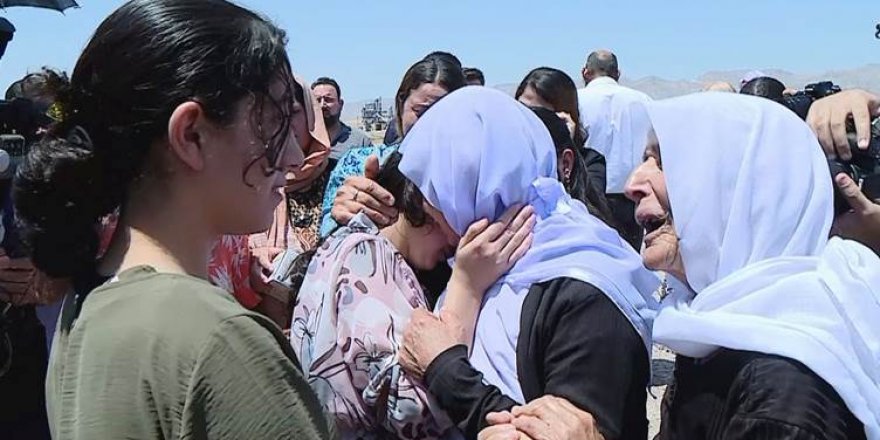 2 keçên din ên Kurdên Êzidî ji Kampa Holê hatin derxistin