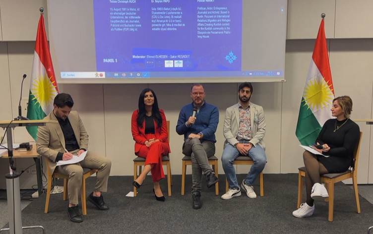 Ciwanên Kurd konferansa ‘perspektîf û potansiyelê’ li dar xist