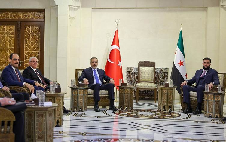 ŞAM - Hakan Fîdan û şandeya pê re bi Ehmed Şer re civiyan