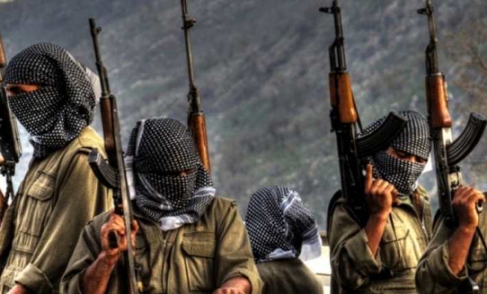 Mamostayê zanîngehê: PKK, di vê demê de ji ber hewla yekitiya Kurdan a li Rojavayê Kurdistanê êrîşî Pêşmerge dike