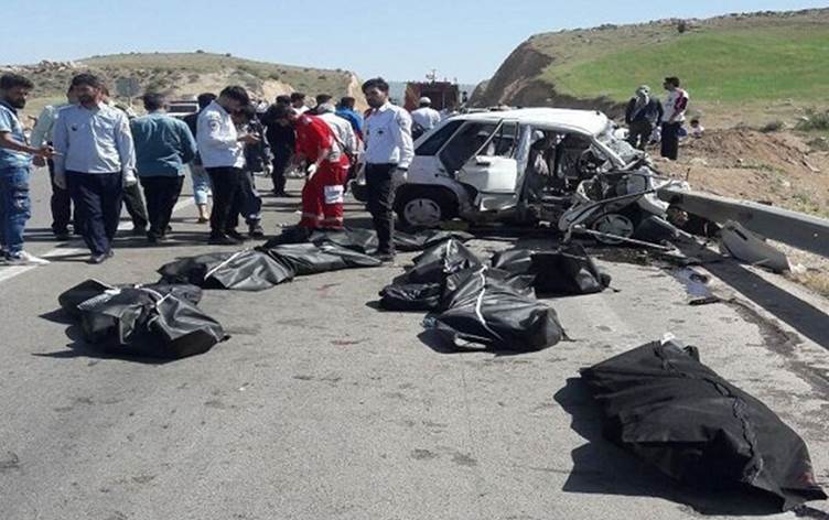Li Kirmaşanê du otomobîl li hev qelibîn: 8 mirî