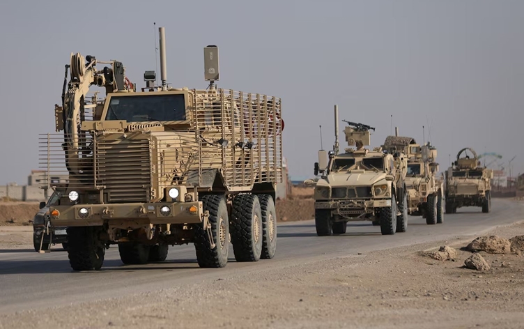 Amerîka ji 2 baregehên xwe yên li Rojavayê Kurdistanê vekişiya