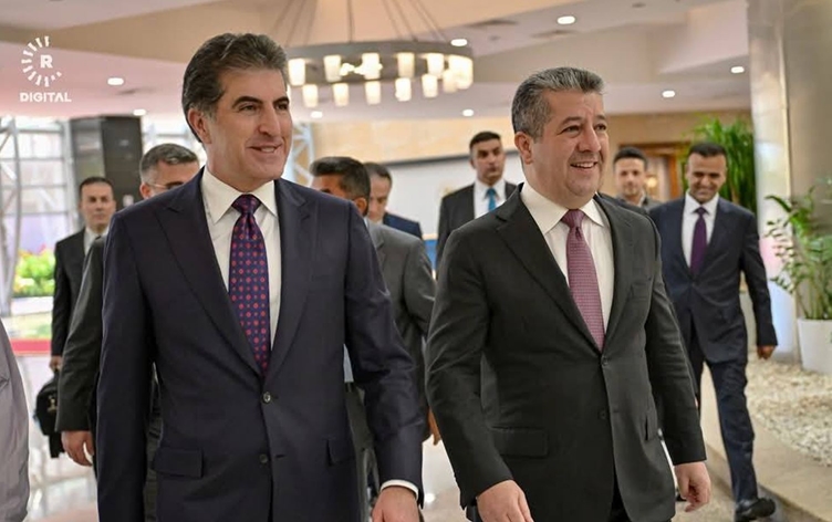 Nêçîrvan Barzanî û Mesrûr Barzanî tîmên Dihok û Zaxoyê pîroz kirin