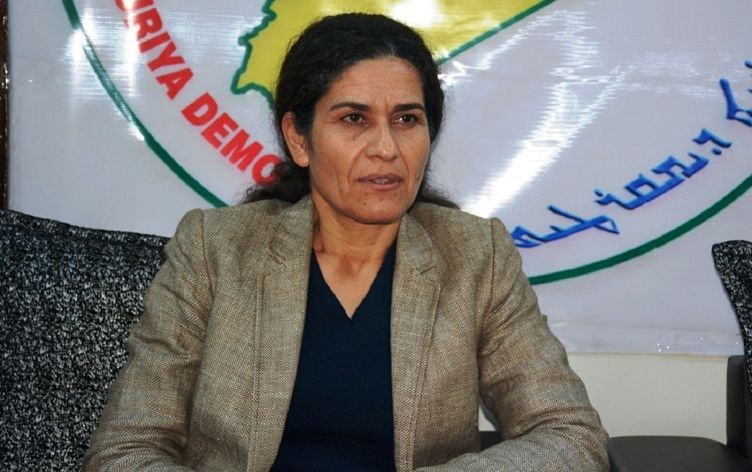 Îlham Ehmed: Em bi dilgiranî li zêdebûna vegotina kînê dinêrin