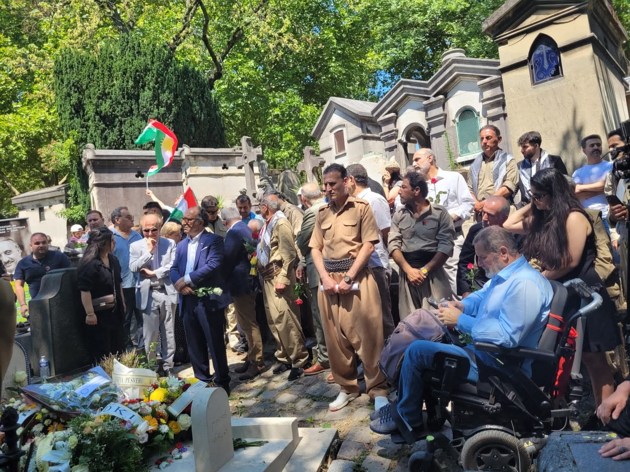 Heyeta PWKyê Li Parisê Beşdarî Bibîranîna Dr. Abdûrahman Qasimlo Bû