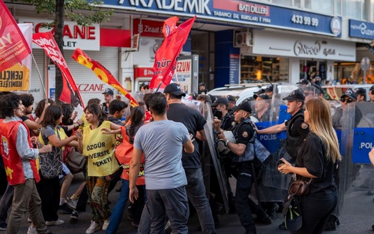 ENQERE - Di protestoya Komkujiya Sirûcê de gelek kes hatin desteserkirin