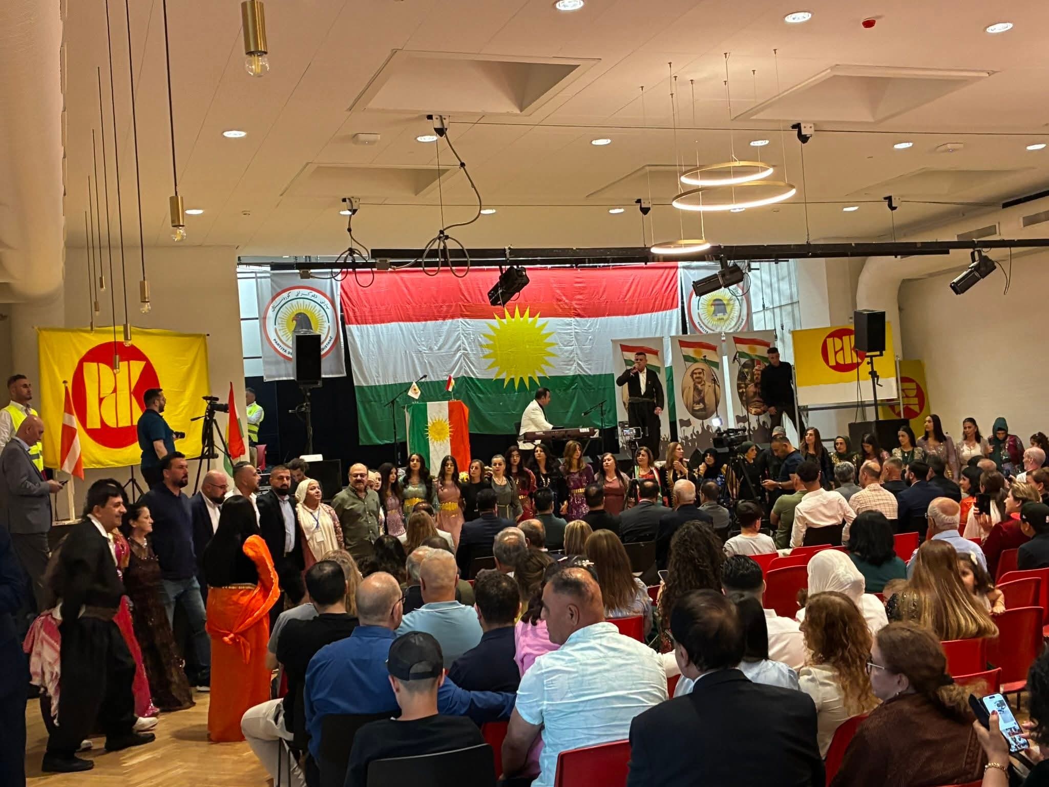 PWK li Danîmarkayê beşdarî şahîya 79 salîya avakirina PDKyê bû
