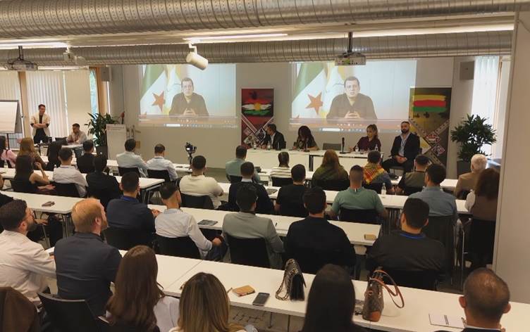 Ciwanên Kurd ên diyasporayê ji bo Rojavayê Kurdistanê li hev civiyan