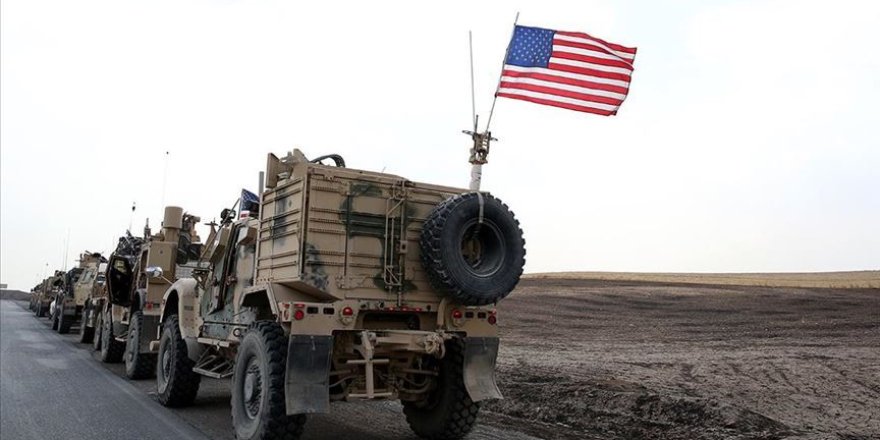 Koalîsyonê 20 kamyon şandin baregeheke xwe ya li Rojavayê Kurdistanê