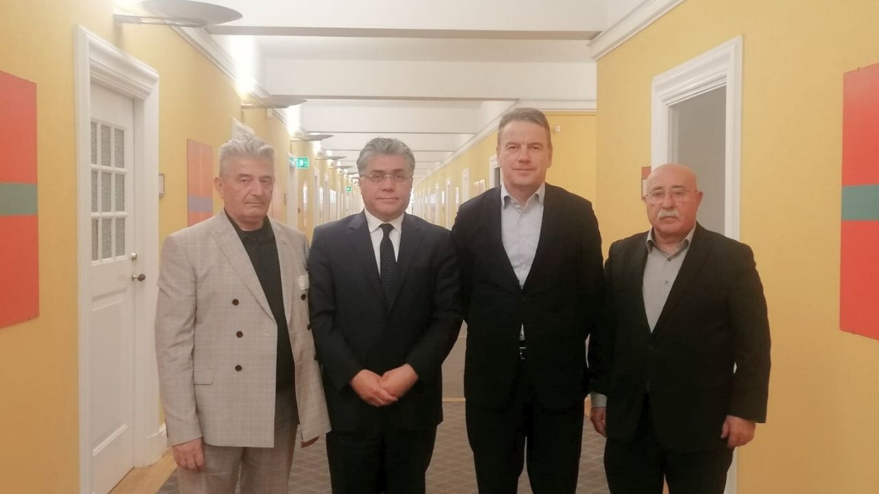 Heyeta PWKyê Li Parlamentoya Danîmarkayê Bi Partîya Çep a Danîmarkayê Re  Hevdîtin Pêk Anî