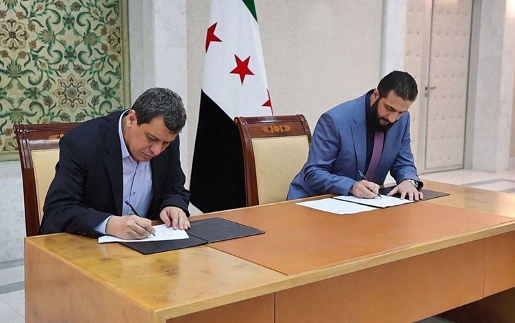 Rêveberiya Xweser: Desthilata Sûriyeyê astengiyan derdixe