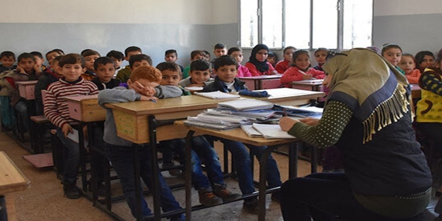 Li Efrînê çarenivîsa zimanê Kurdî: Wekî 'zimanekî biyanî' miameleyê dibîne?