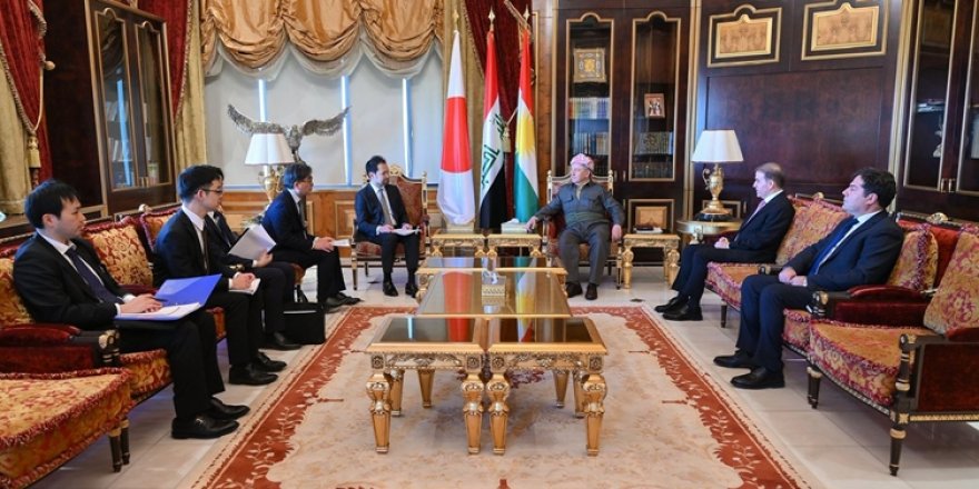 Serok Barzanî: Êriş karwanê bipêşketina Herêma Kurdistanê ranawestînin