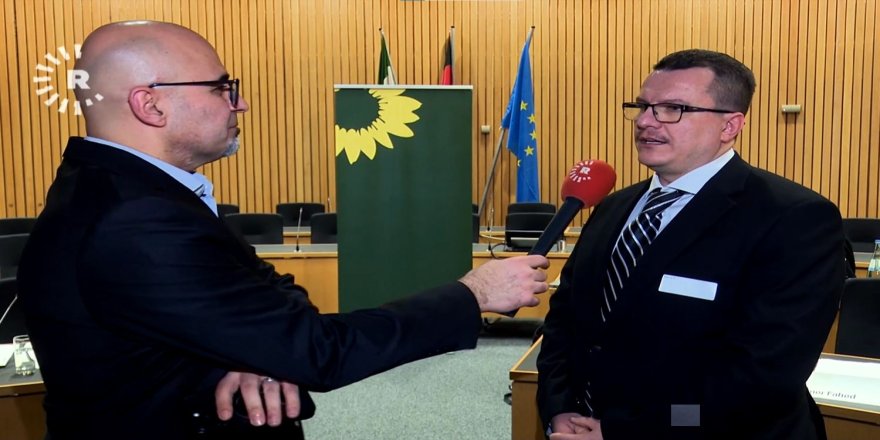 Elî Ebûd: Çareserî di sîstema federal de ye