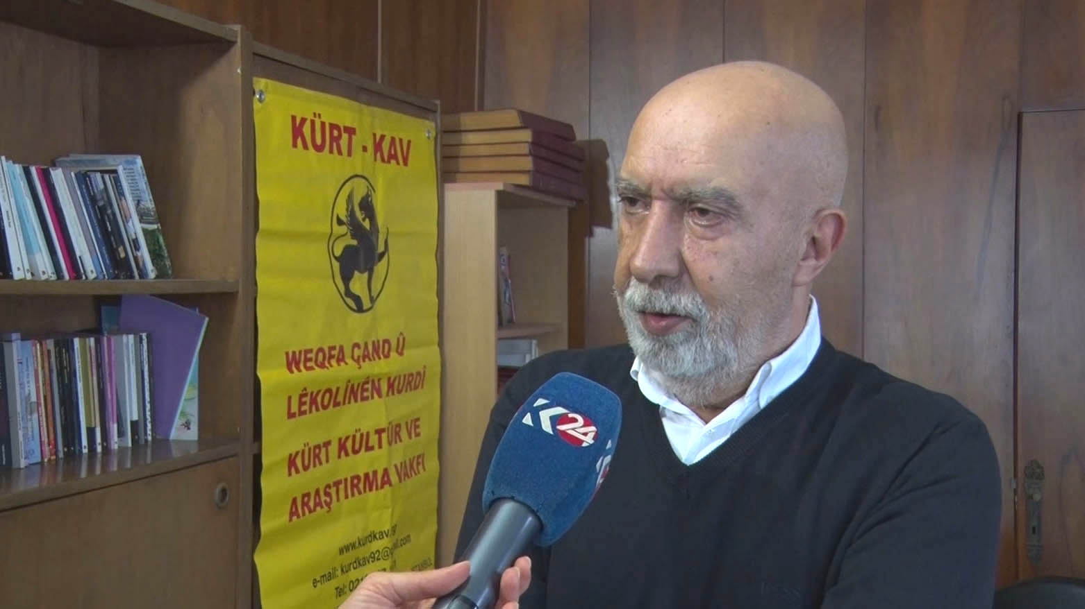 Kurd-Kav: Divê hemû sazî û partiyên kurdan ji bo dersên kurdî kampînan bikin