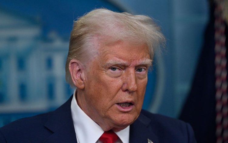 Trump li ser xwenîşandanan gef li Îranê xwar