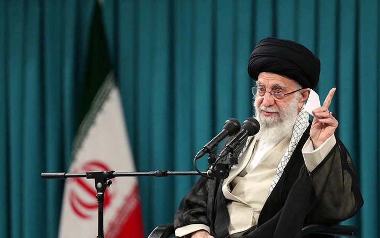 Elî Xamineyî li ser xwenîşandanan daxuyanî da